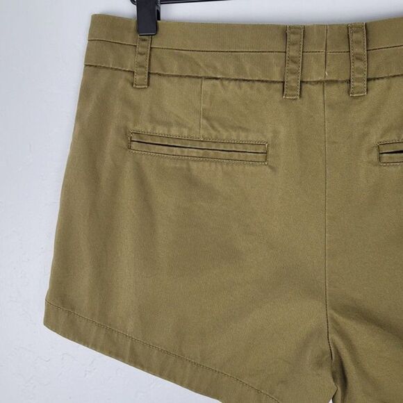 J. Crew Size 6 Chino Shorts 3" Inseam Olive Green - Picture 5 of 10